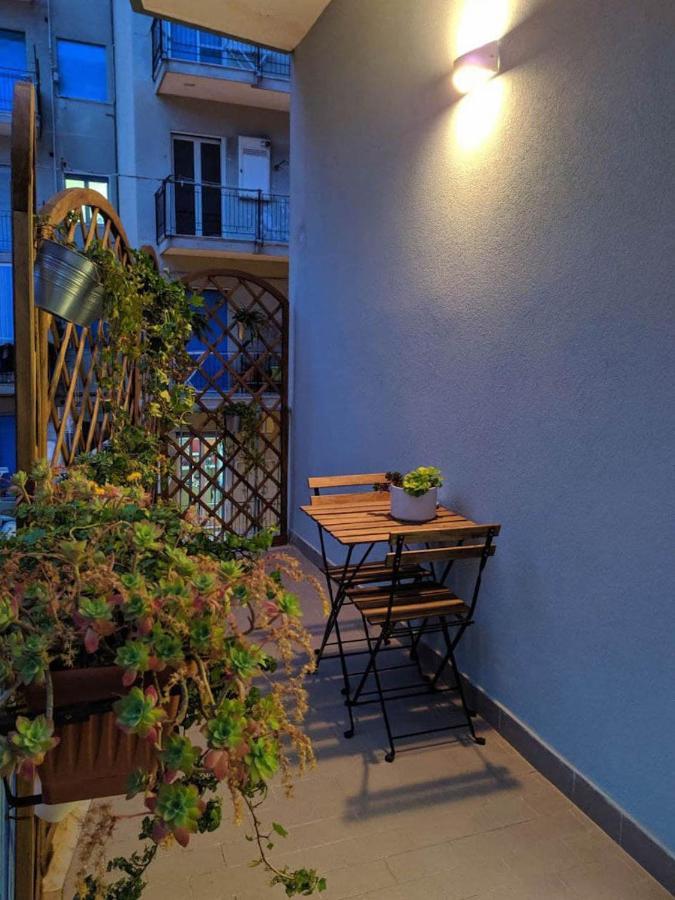 Gaia14 Apartment Salerno Bagian luar foto